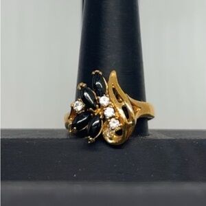 Vintage 90s Gold and Black Floral Ring 14k Electroplated.